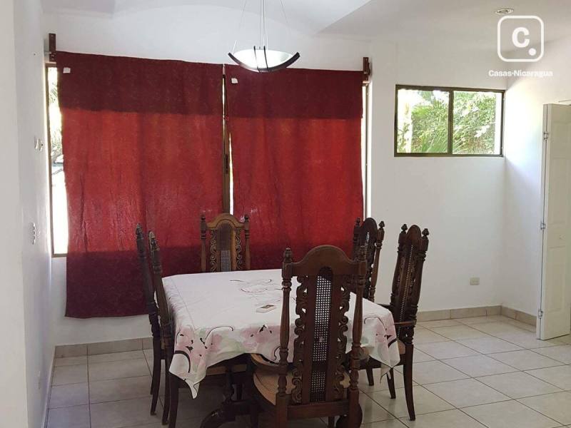 Apartamento en alquiler en Las Colinas, Managua – 2 hab, US$ 500/mes