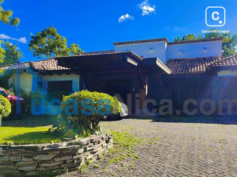 Apartamento en alquiler en Las Colinas, Managua – 5 hab, US$ 2,500/mes