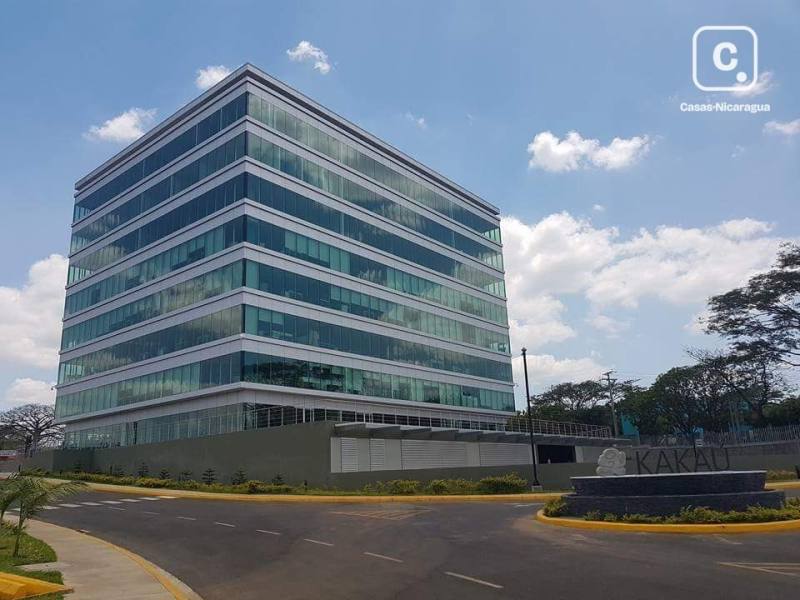 Edificio en alquiler en Pista Jean Paul Genie, Managua – 126 m²