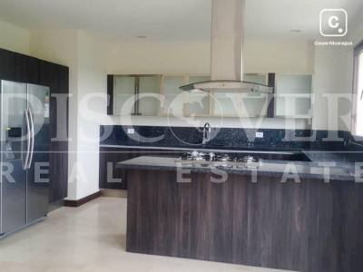 Apartamento en alquiler en Santo Domingo, Managua – 3 hab, 230 m²