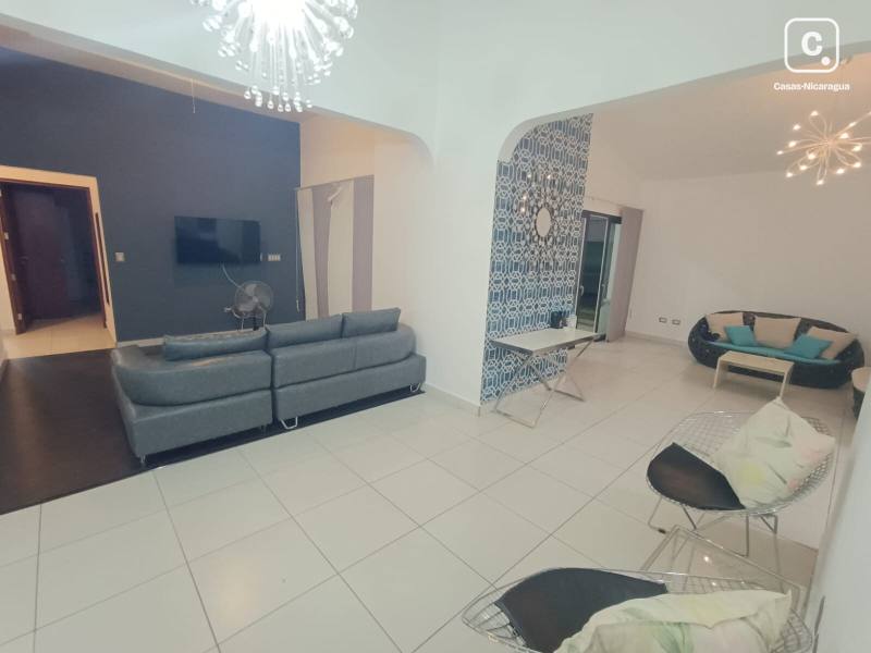 Apartamento en alquiler en Las Colinas, Managua – 4 hab, US$ 1,450/mes