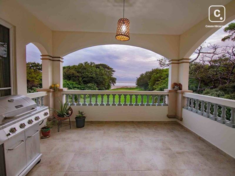 Apartamento en venta en Tola, Rivas – 2 hab, 121 m², US$ 325,000