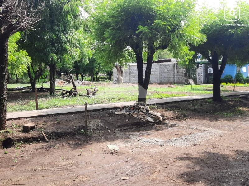 Terreno en venta en Sábana Grande, Managua – 583 varas²