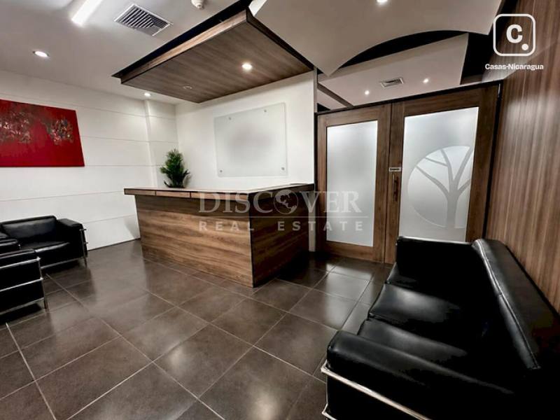 Edificio en venta en Villa Fontana, Managua – 168 m²