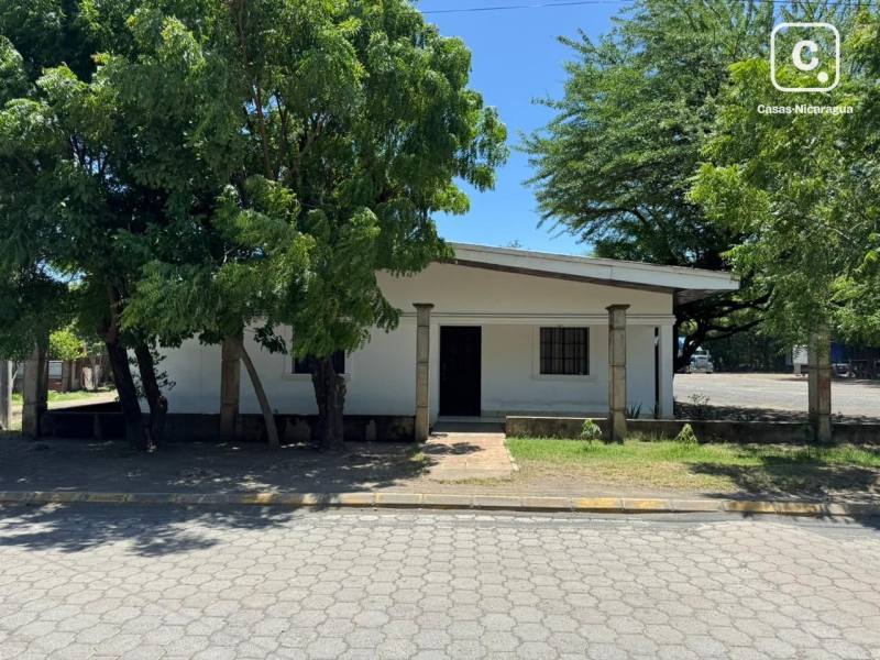 Casa en alquiler en Carretera Nueva León, Managua – 3 hab, 240 m²