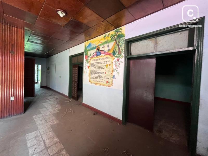 Apartamento en venta en León – 14 hab, 684 m²