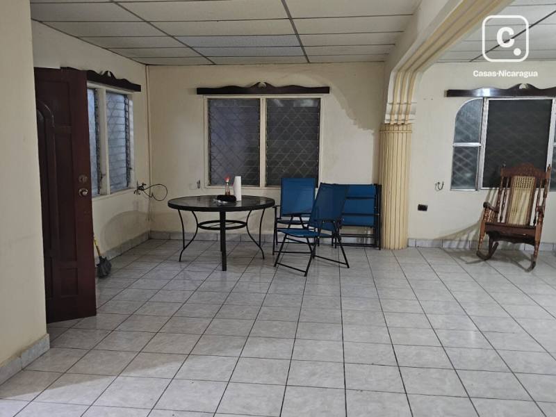 Local comercial en alquiler en Managua – 164 m²
