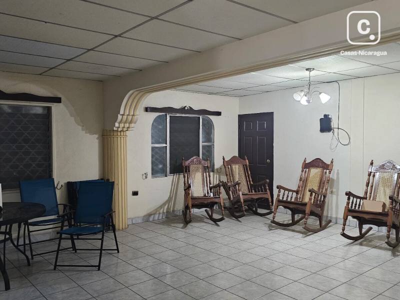 Local comercial en alquiler en Managua – 164 m²