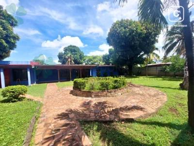 Casa en venta en Managua – 4 hab, 400 m²