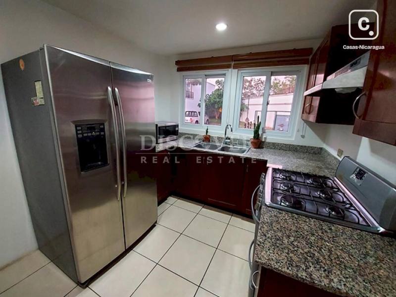 Casa en alquiler en Las Colinas, Managua – 4 hab, 140 m²