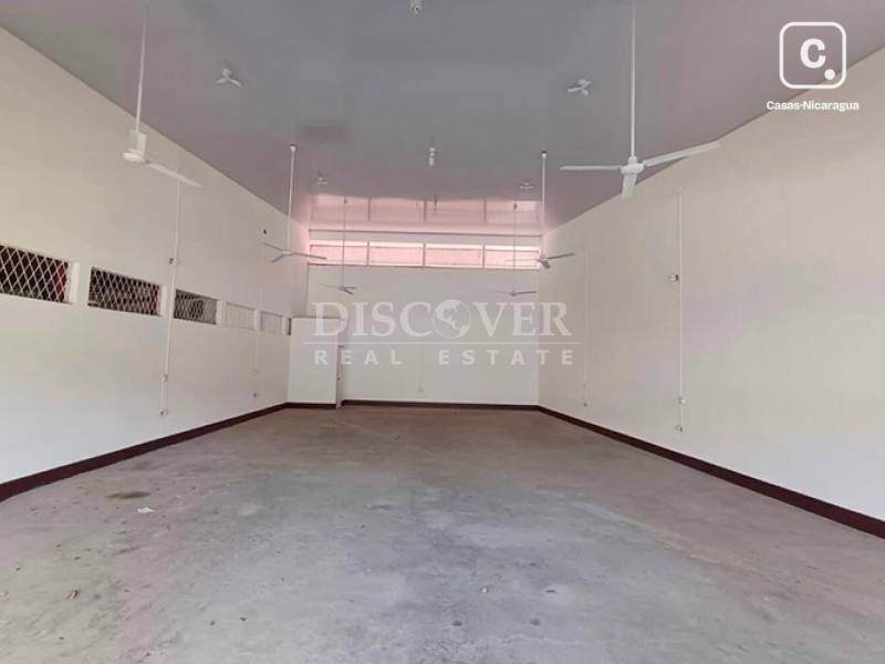 Local comercial en alquiler en Rivas – 176 m²