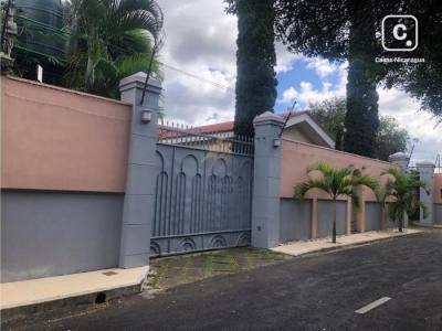 Casa en venta en Villa Fontana Sur, Managua – 3 hab, 600 m², US$ 1,100,000