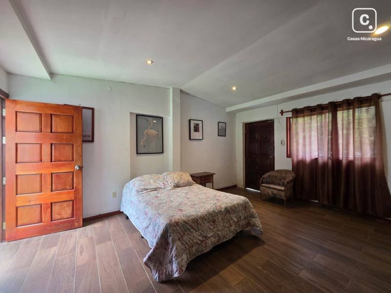 Casa en alquiler en Carretera Sur, Managua – 4 hab, 250 m², US$ 1,300/mes