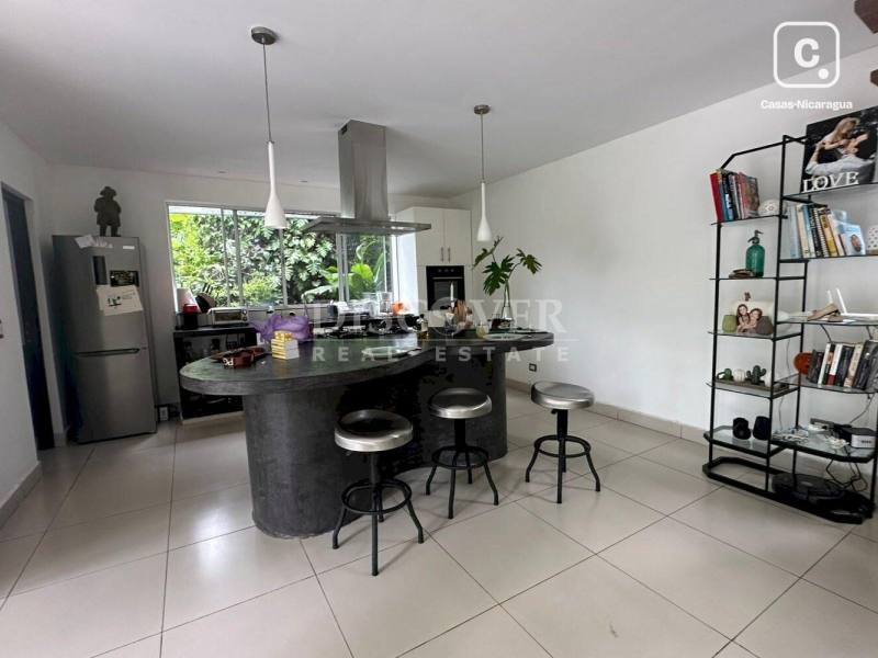 Casa en alquiler en Carretera Sur, Managua – 2 hab, 180 m²