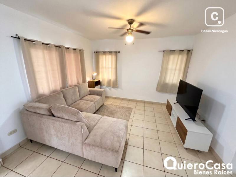 Casa en alquiler en Villa Fontana, Managua – 4 hab, US$ 2,000/mes