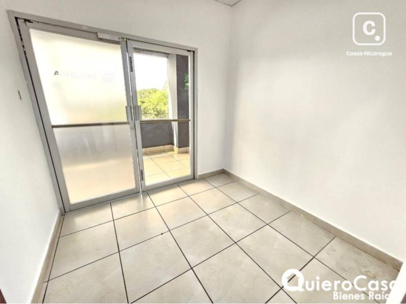 Oficina en alquiler en Villa Fontana, Managua – 100 m², US$ 1,700/mes