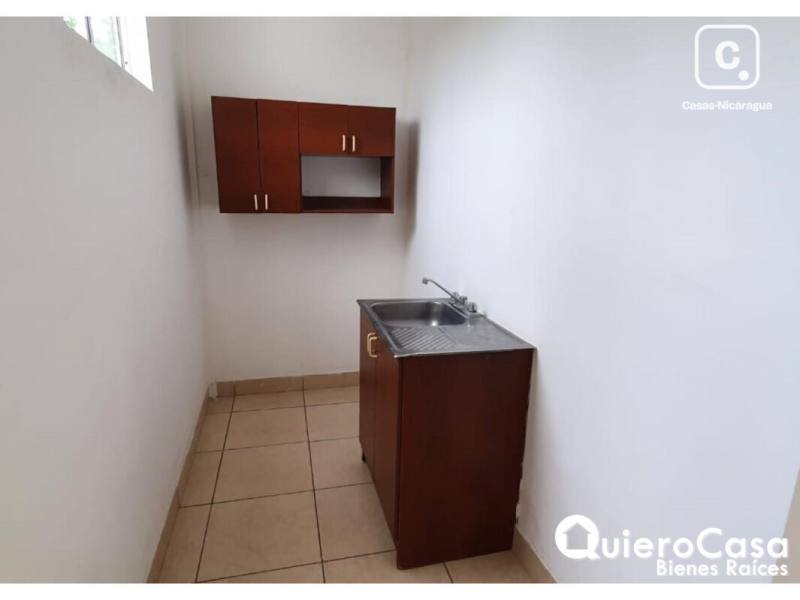 Oficina en alquiler en Las Cumbres, Managua – 920 m²
