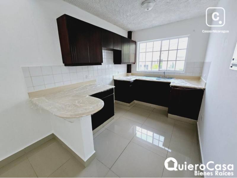 Apartamento en alquiler en Las Cumbres, Managua – 2 hab
