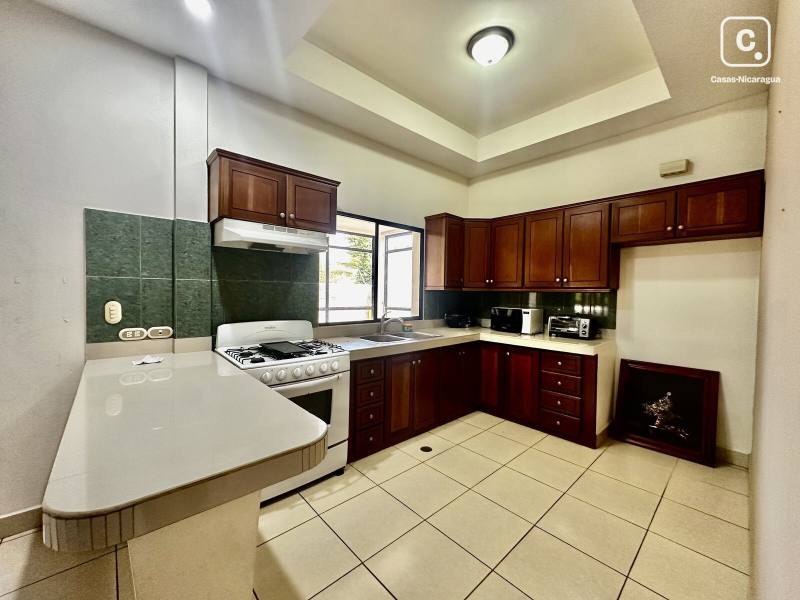 Casa en venta en Villa Fontana, Managua – 3 hab, 140 m²
