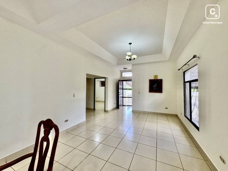 Casa en venta en Villa Fontana, Managua – 3 hab, 140 m²