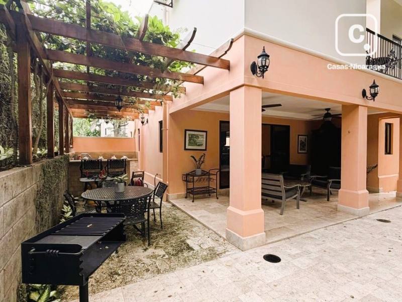 Apartamento en venta en Villa Fontana Sur, Managua – 3 hab, 185 m²