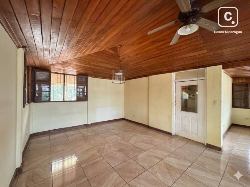 Local comercial en venta en Villa Fontana, Managua – 380 m²