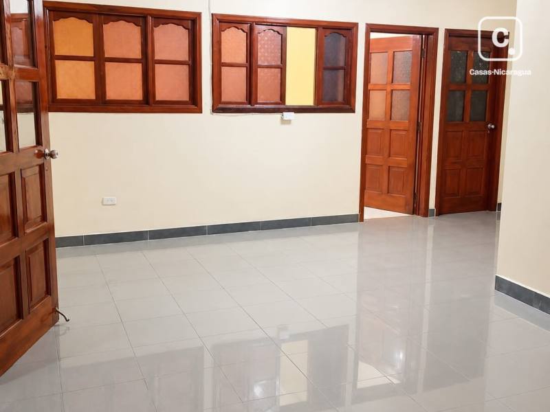 Casa en alquiler en Managua – 4 hab, 225 m²