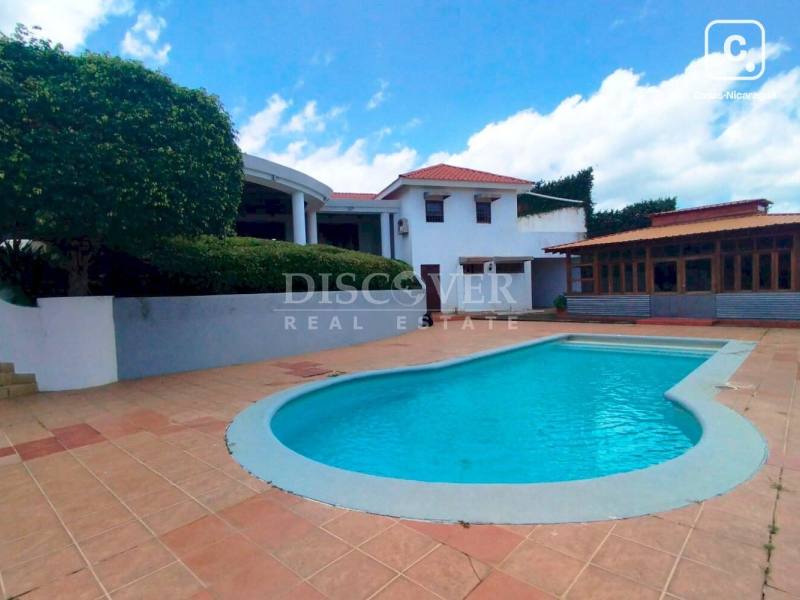 Casa en alquiler en Carretera Sur, Managua – 4 hab, 711 m²