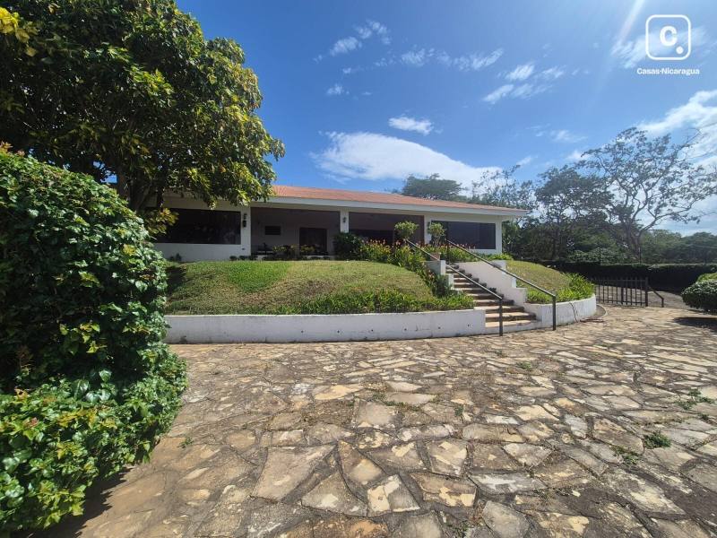 Casa en venta en Carretera Sur, Managua – 3 hab, 420 m², US$ 350,000