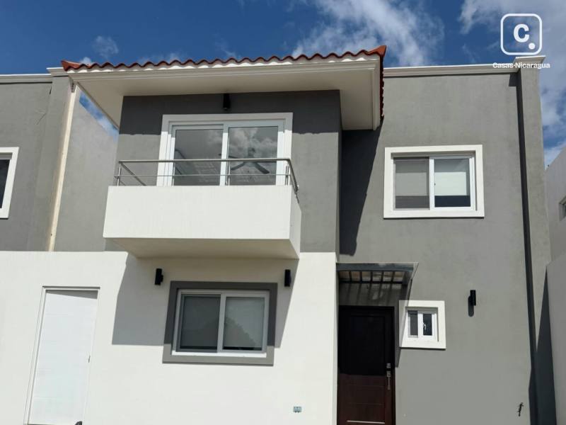 Casa en alquiler en Las Colinas, Managua – 3 hab, 135 m²