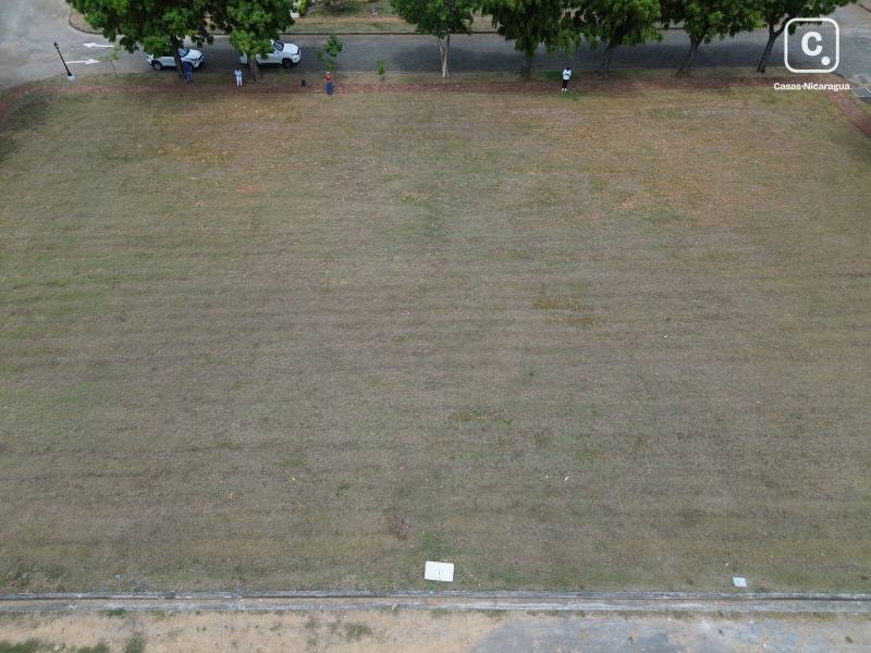 Apartamento en venta en Villa el Carmen, Managua – 1,095 varas²