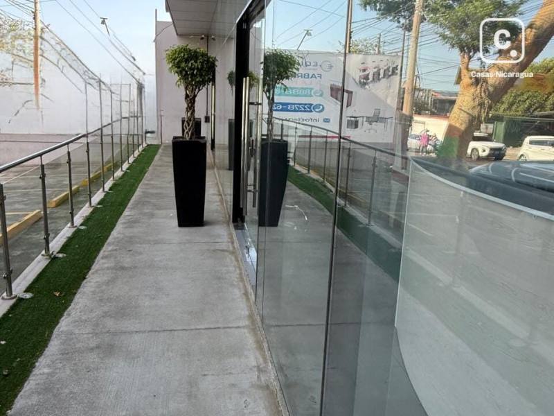 Local comercial en alquiler en Villa Fontana, Managua – 500 m²