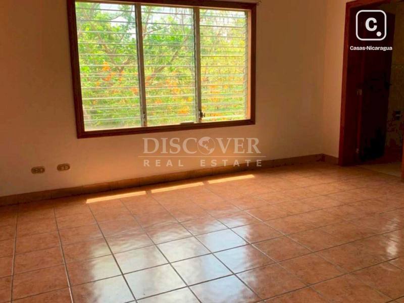 Casa en venta o alquiler en Carretera Nueva León, Managua – 3 hab, 300 m²