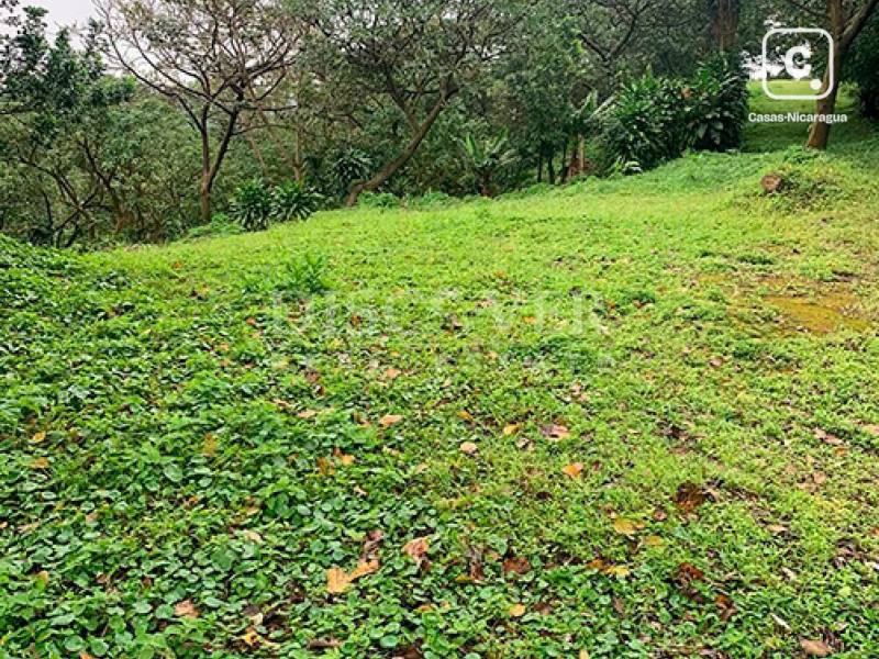 Terreno en venta en Crucero, Managua – 2,300 varas²