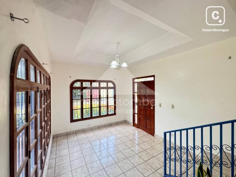 Casa en alquiler en Mirador de Santo Domingo, Managua – 3 hab