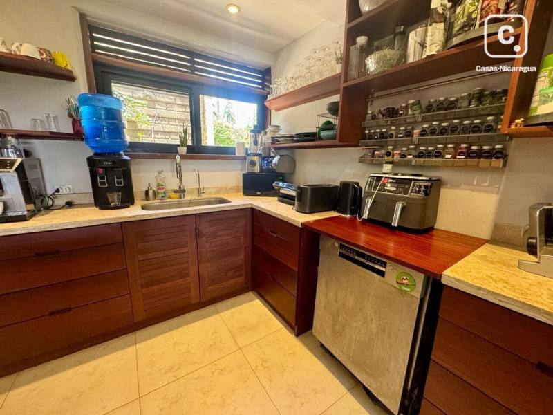 Casa en venta en San Juan del Sur, Rivas – 4 hab, 170 m², US$ 330,000