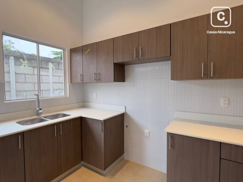 Casa en venta en Masaya – 3 hab, 112 m², US$ 106,545