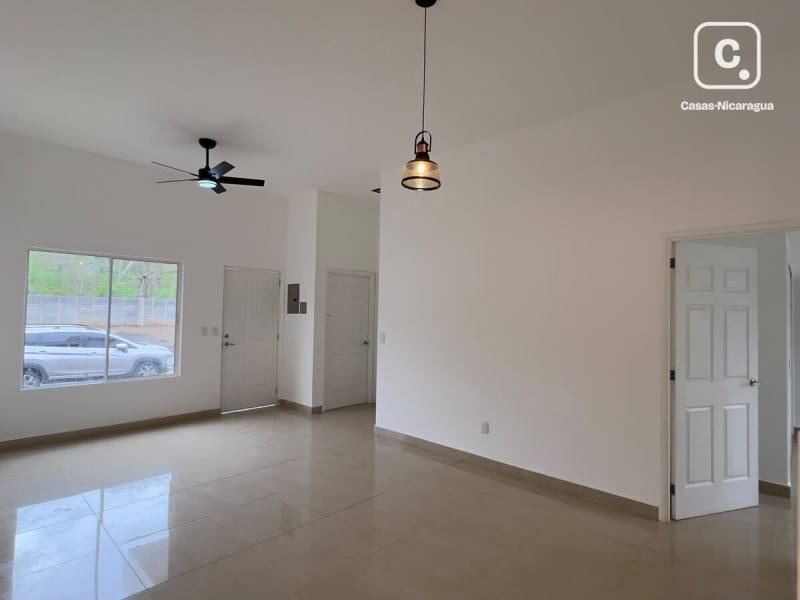 Casa en venta en Masaya – 3 hab, 112 m², US$ 106,545