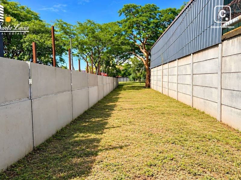 Terreno en alquiler en Carretera Nueva León, Managua – 3,000 varas²
