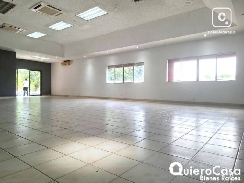 Local comercial en alquiler en Villa Fontana, Managua – 1,102 varas²