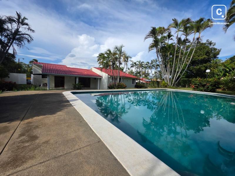Casa en alquiler en Managua – 5 hab, 200 m²