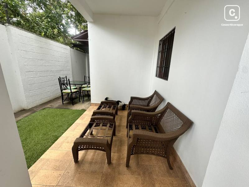 Local comercial en alquiler en Santo Domingo, Managua – 180 m²