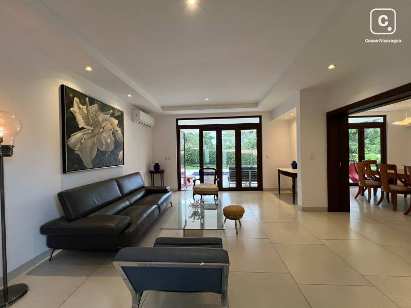 Casa en venta en Estancia de Santo Domingo, Managua – 4 hab, 581 m²