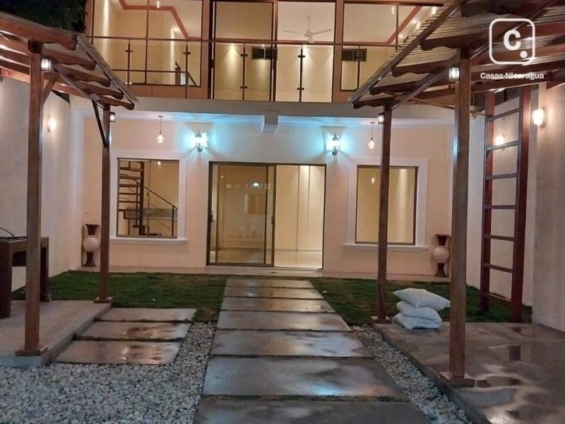 Local comercial en venta en Estelí – 298 m²