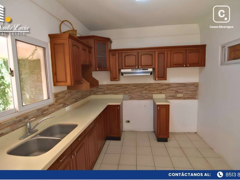 Casa en venta en Carretera Masaya, Managua – 3 hab, 1,322 m²
