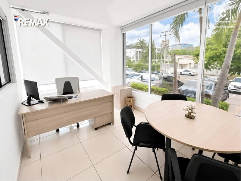 Local comercial en venta en Pista Jean Paul Genie, Managua – 2,360 m²