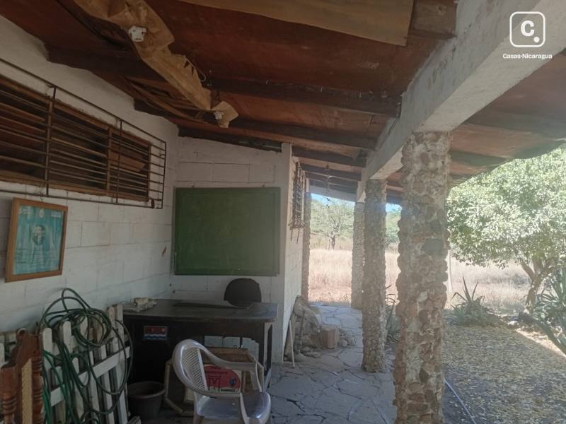 Finca en venta en Salinas Grandes, León – 2 hab, 60 m²