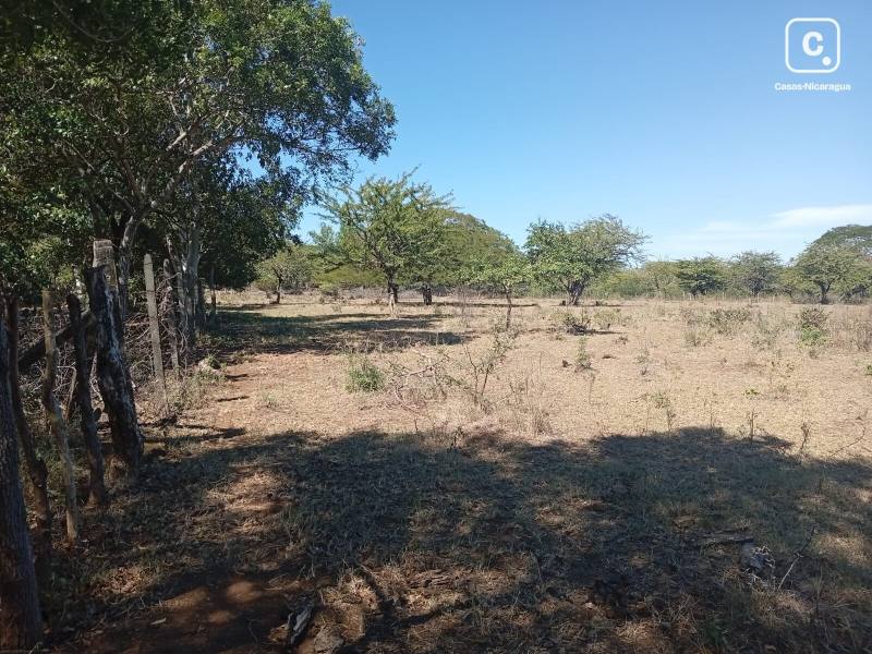 Finca en venta en Salinas Grandes, León – 2 hab, 60 m²