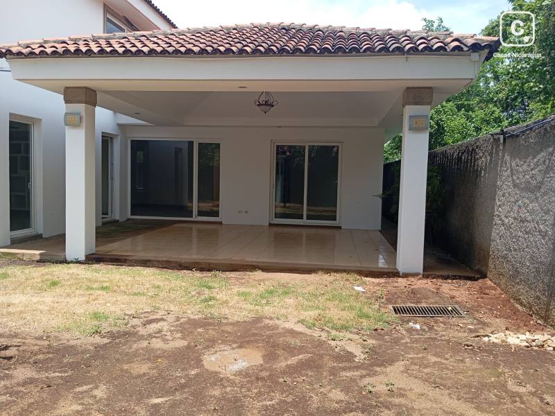 Casa en venta en Managua – 4 hab, 291 m²