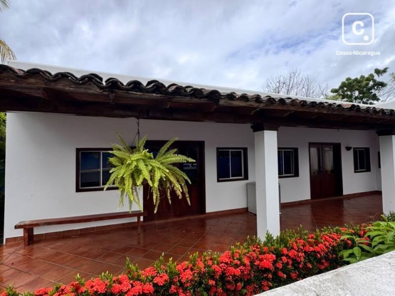 Apartamento en alquiler en Granada – 2 hab, 115 m²